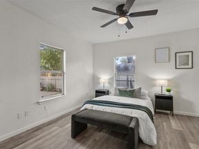 3521  Avenue H  , Fort Worth Texas 76105