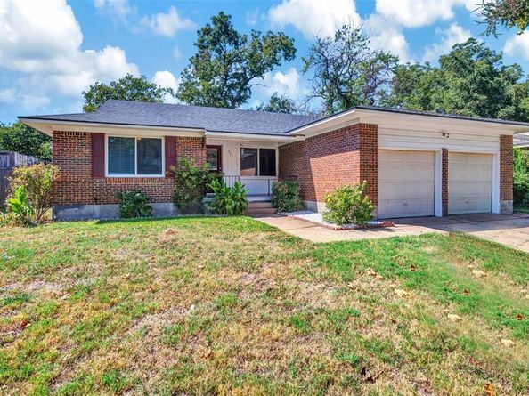 505  King Lane , Garland Texas 75042