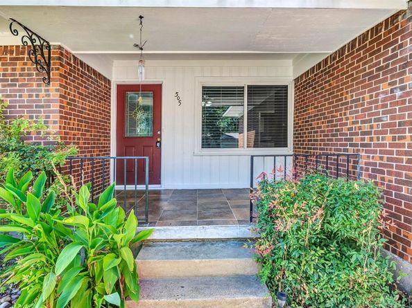 505  King Lane , Garland Texas 75042