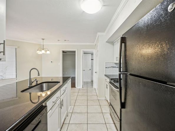 2301  Basil Drive  F109, Arlington Texas 76006