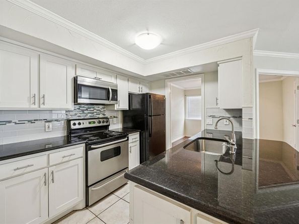 2301  Basil Drive  F109, Arlington Texas 76006