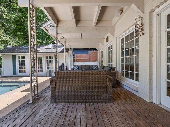 417  Hazelwood Drive W, Fort Worth Texas 76107