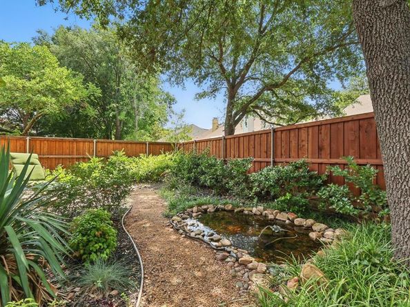 7939  Xavier Court , Dallas Texas 75218