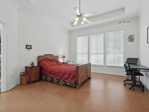 7939  Xavier Court , Dallas Texas 75218