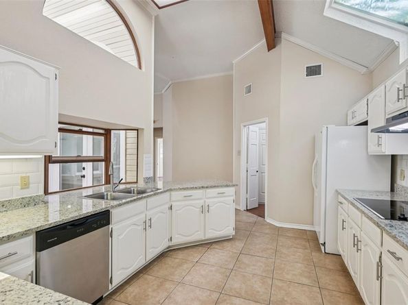 4236  Winding Way Court , Dallas Texas 75287