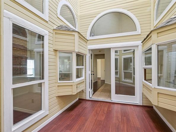 4236  Winding Way Court , Dallas Texas 75287