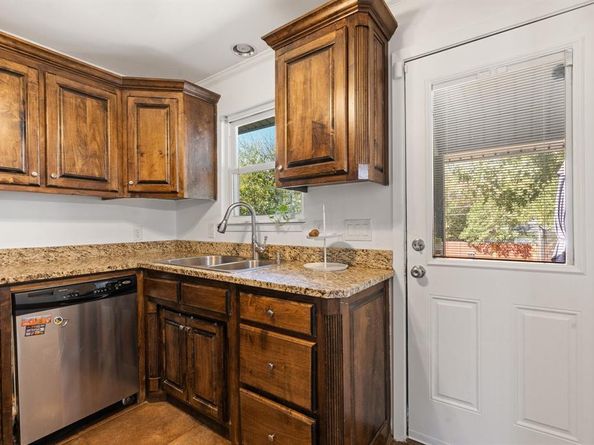 4816  Lowell Lane , Fort Worth Texas 76133