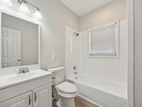 2110  Washington Avenue , Fort Worth Texas 76110