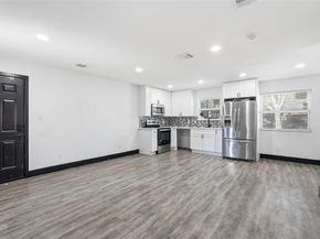 3503  Silverhill Drive , Dallas Texas 75241