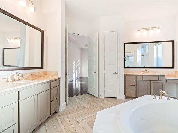 2441  Flat Creek Road , Frisco Texas 75036