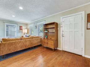 6214  Fairway Avenue , Dallas Texas 75227