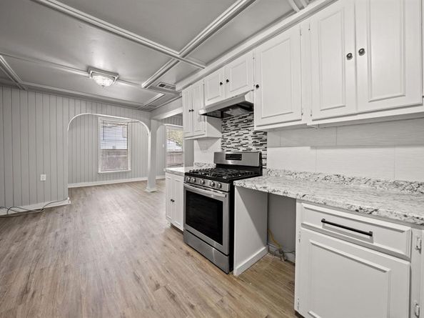 2719  25th Street , Fort Worth Texas 76106