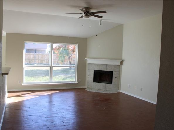 4653  Saint Francis Avenue , Dallas Texas 75227