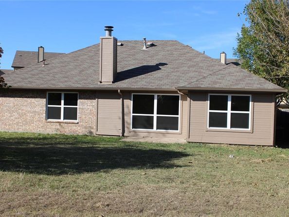 4653  Saint Francis Avenue , Dallas Texas 75227