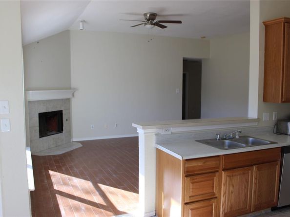 4653  Saint Francis Avenue , Dallas Texas 75227