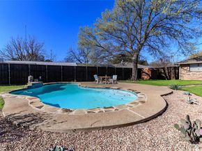 505  Meadow Ridge  , Cedar Hill Texas 75104