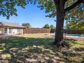 505  Meadow Ridge  , Cedar Hill Texas 75104