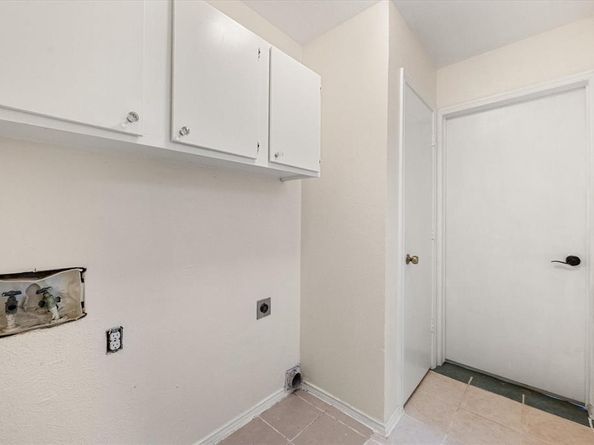 505  Meadow Ridge  , Cedar Hill Texas 75104