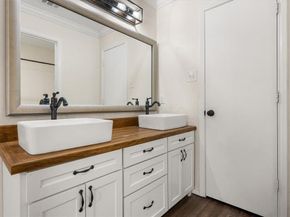 505  Meadow Ridge  , Cedar Hill Texas 75104