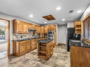 2309  Wimbledon Drive , Arlington Texas 76017