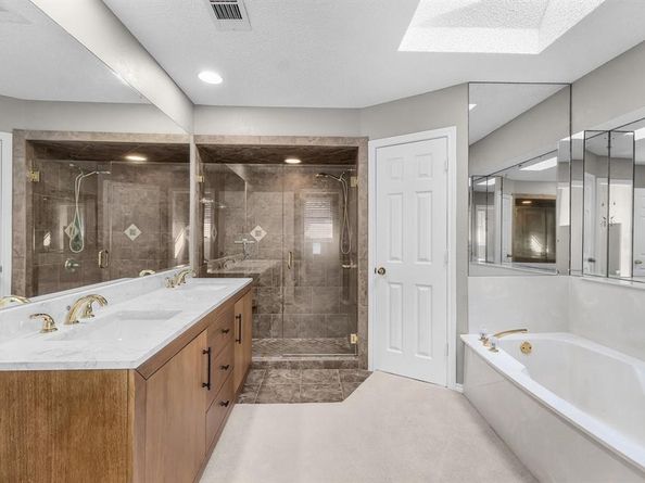 2309  Wimbledon Drive , Arlington Texas 76017