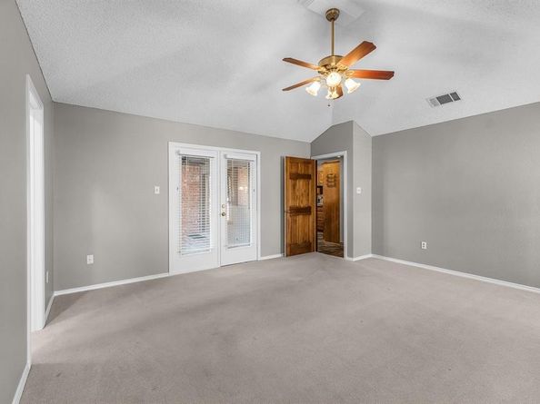 2309  Wimbledon Drive , Arlington Texas 76017