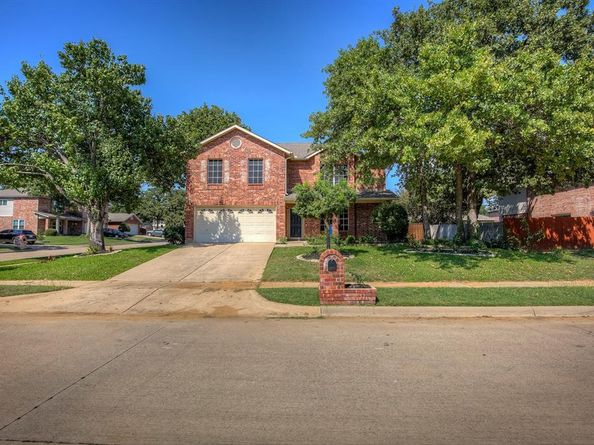 2006  Crystal Springs Drive , Corinth Texas 76210