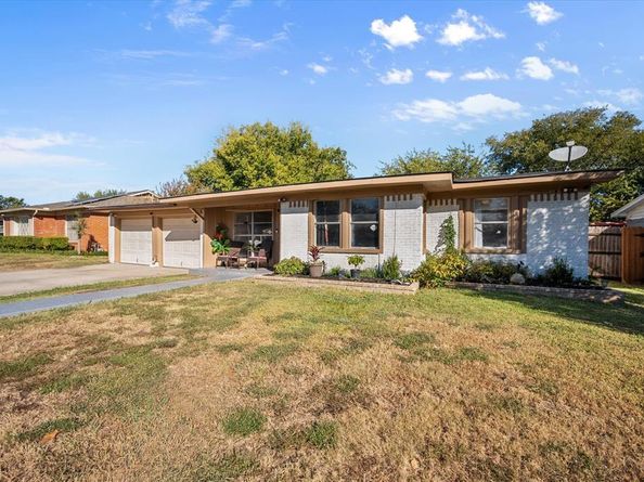 1437  Roma Lane , Fort Worth Texas 76134