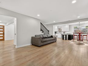 425  Ten Mile Drive , DeSoto Texas 75115