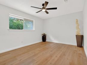 425  Ten Mile Drive , DeSoto Texas 75115