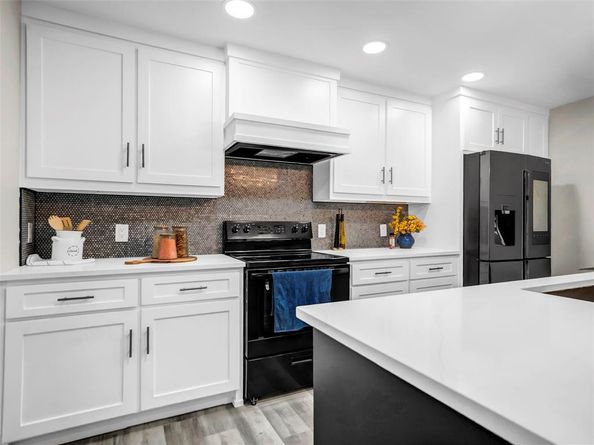 3704  Hilton Drive , Mesquite Texas 75150