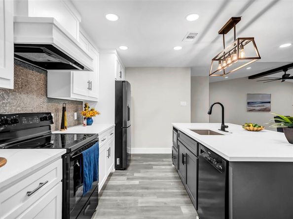 3704  Hilton Drive , Mesquite Texas 75150