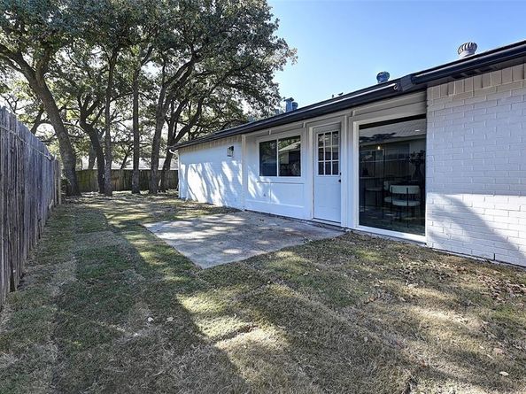 1214  Brownwood Drive , Lewisville Texas 75067