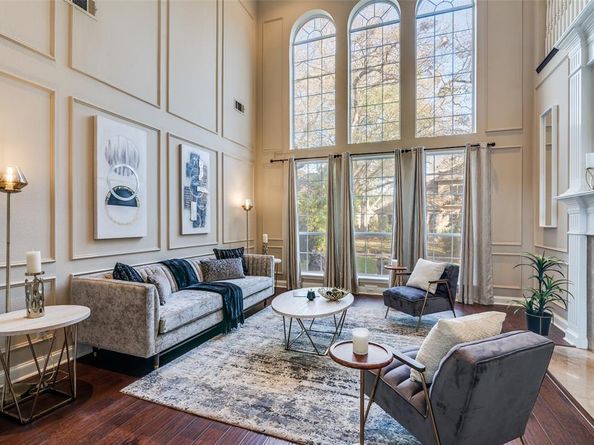 1113  Creekwood Drive , Garland Texas 75044