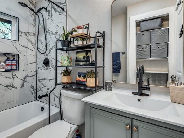 410  Highfall Drive , Dallas Texas 75232