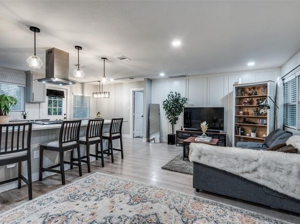 410  Highfall Drive , Dallas Texas 75232