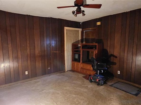 5049 N Hampshire Boulevard , Fort Worth Texas 76103