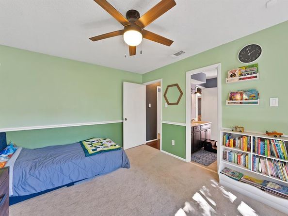 5707  Overridge Drive , Arlington Texas 76017