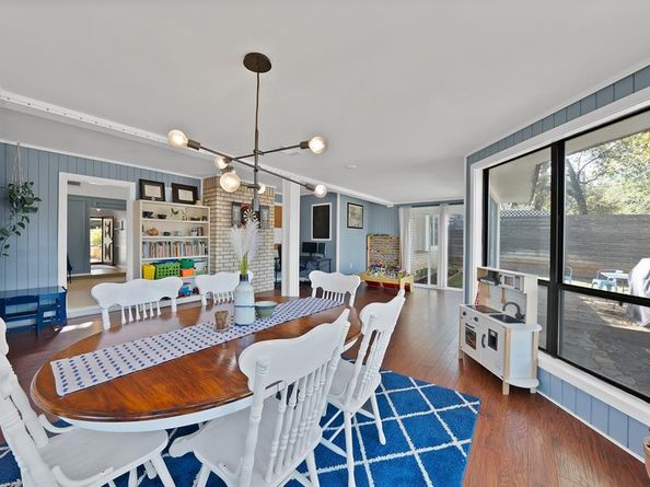 5707  Overridge Drive , Arlington Texas 76017