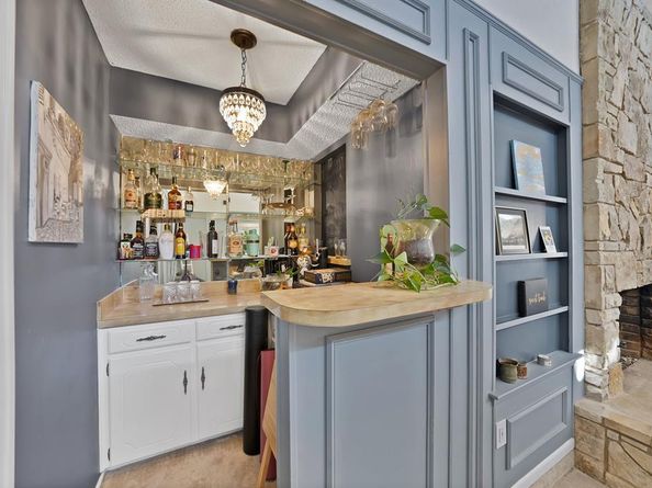 5707  Overridge Drive , Arlington Texas 76017