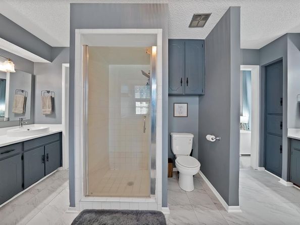 5707  Overridge Drive , Arlington Texas 76017