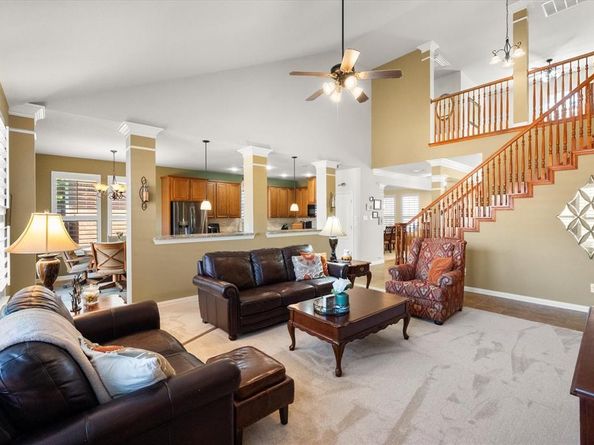 2415  Mesa Glen Drive , Arlington Texas 76001