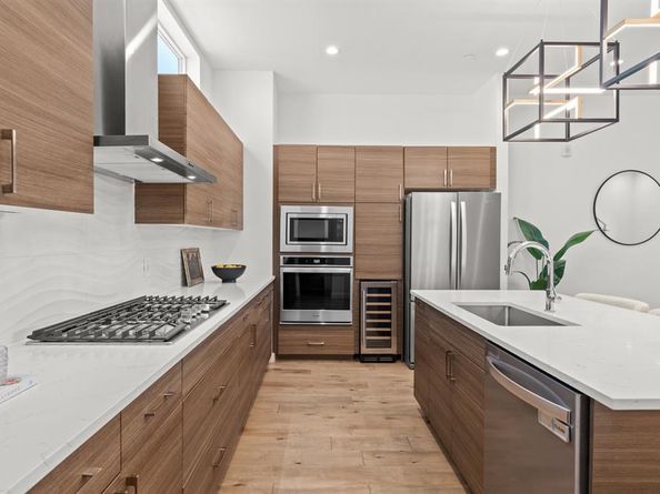 4545  Bowser Avenue  204, Dallas Texas 75219