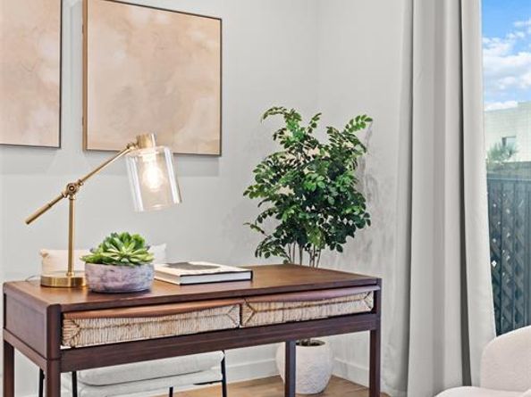 4545  Bowser Avenue  204, Dallas Texas 75219