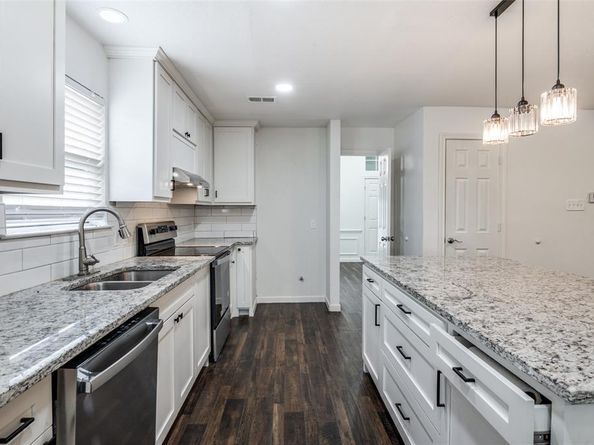 4200  Wild Plum Drive , Carrollton Texas 75010