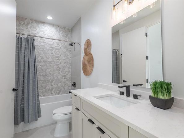 6988  Bob O Link Drive , Dallas Texas 75214