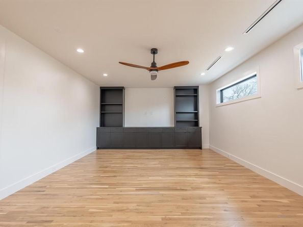 6988  Bob O Link Drive , Dallas Texas 75214