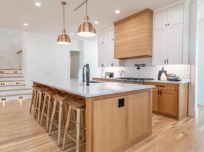 6988  Bob O Link Drive , Dallas Texas 75214