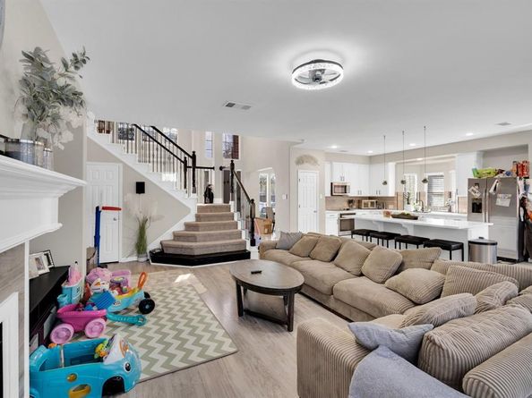 1335  Ridgeview Drive , Cedar Hill Texas 75104