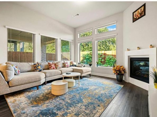 1529  Woodford Place , Fort Worth Texas 76120